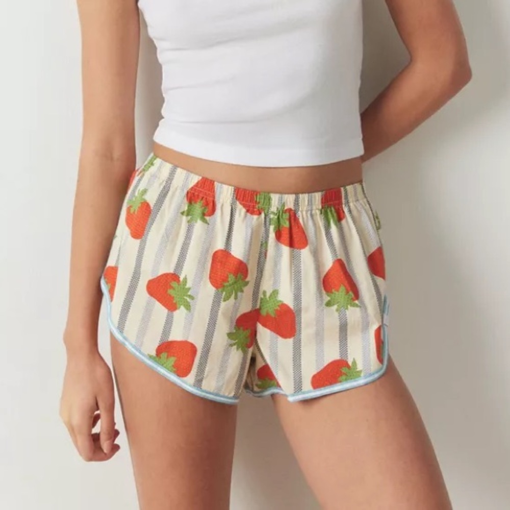 Strawberry shorts 🍓